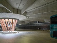 Ankunft nach 90 minütiger Fahrt im neu erbauten unterirdischen Bus Terminal.